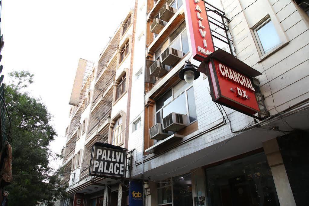 Hotel Pallvi Palace "A Well Hygiene Place" Paharganj Exterior foto